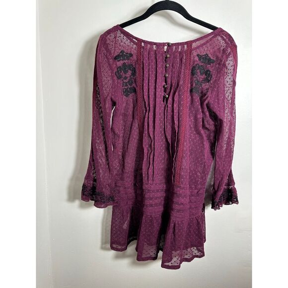 Free People Boho Sheer Plum Lace Mesh Swiss Dot Tunic Blouse Sz XS - Picture 2 of 4